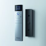 Klimatyzator split Daikin FTXJ25AS Emura Srebrny na max 25m2 — zdjęcie 3